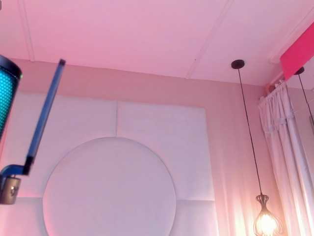 Valeria-Martins's BongaCams show and profile