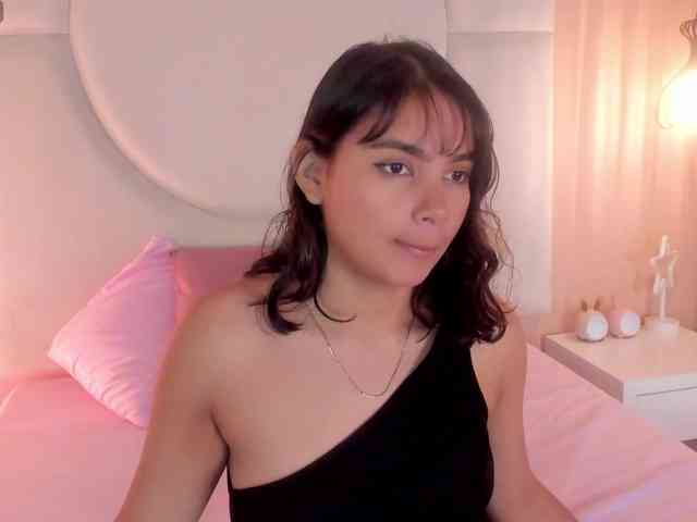 Valeria-Martins Valeria-Martins