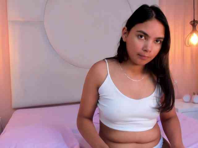 Valeria-Martins webcam