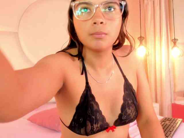 Valeria-Martins webcam