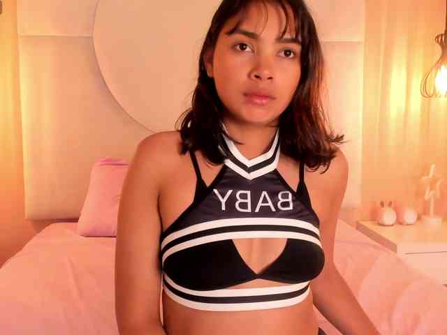 Valeria-Martins webcam