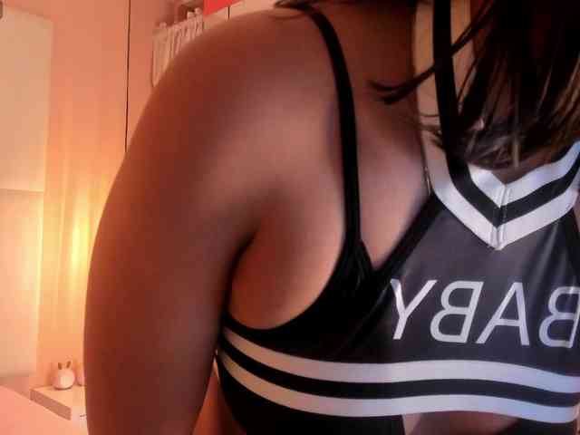 Valeria-Martins webcam