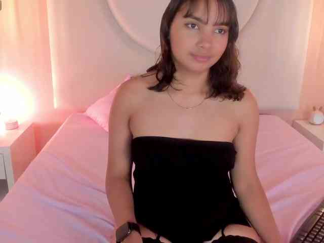 Valeria-Martins Valeria-Martins