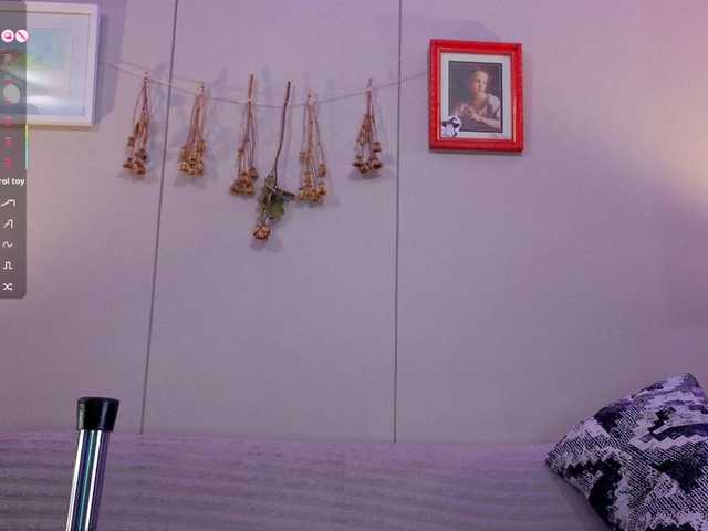 ScarletCarnally's BongaCams show and profile