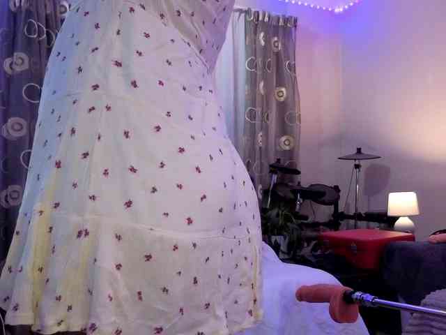 Scarlet_Kitty webcam