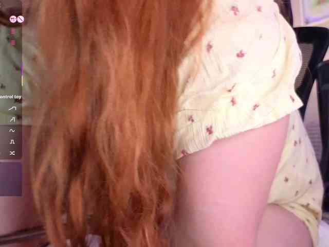 Scarlet_Kitty webcam