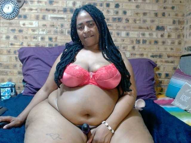 RubyBooty's BongaCams show and profile