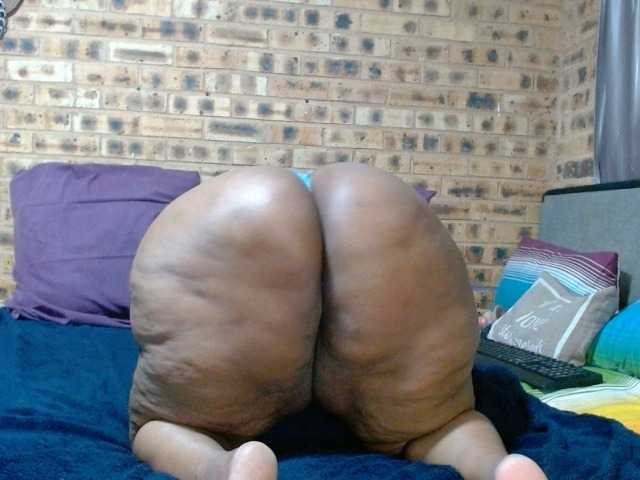 RubyBooty's BongaCams show and profile