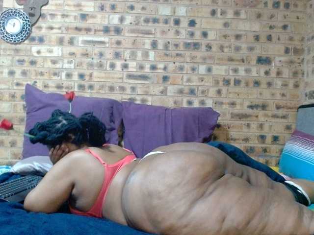 RubyBooty's BongaCams show and profile