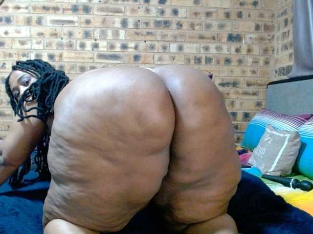 RubyBooty's BongaCams show and profile