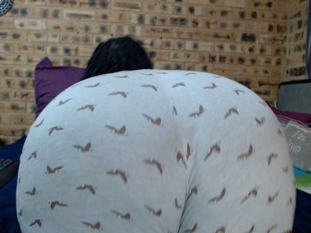 RubyBooty's BongaCams show and profile