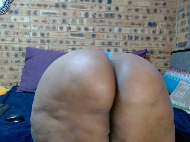 RubyBooty's BongaCams show and profile