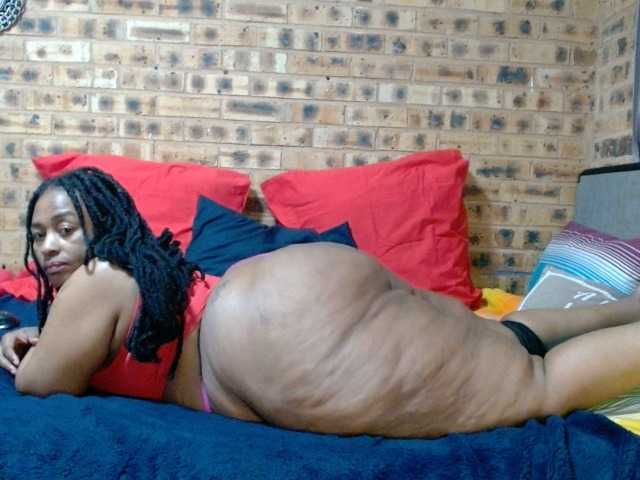 RubyBooty's BongaCams show and profile