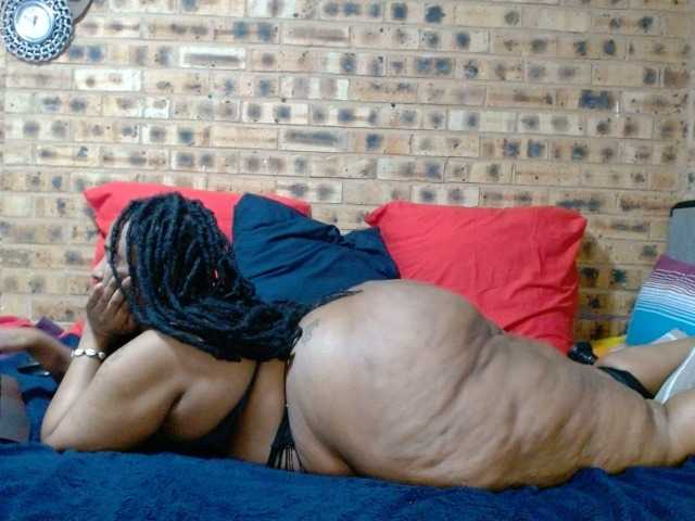 RubyBooty's BongaCams show and profile