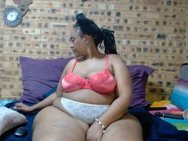 RubyBooty's BongaCams show and profile