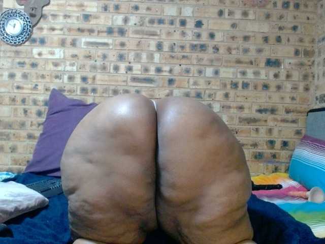 RubyBooty's BongaCams show and profile