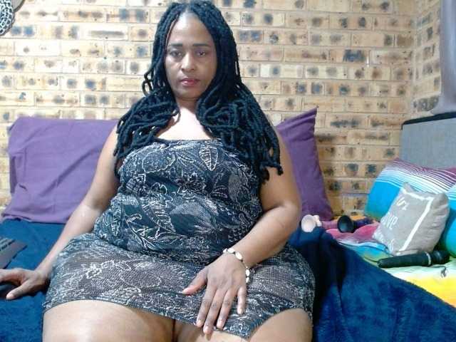 RubyBooty's BongaCams show and profile