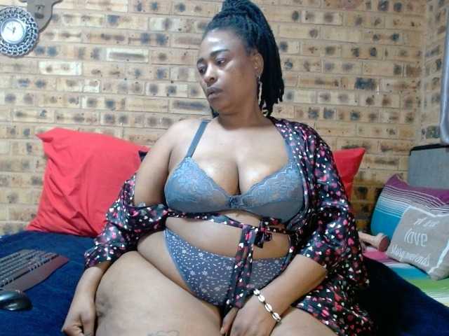 RubyBooty's BongaCams show and profile