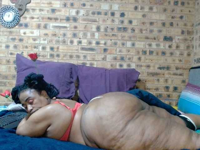 RubyBooty's BongaCams show and profile