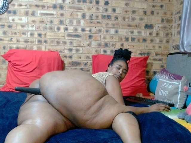 RubyBooty's BongaCams show and profile