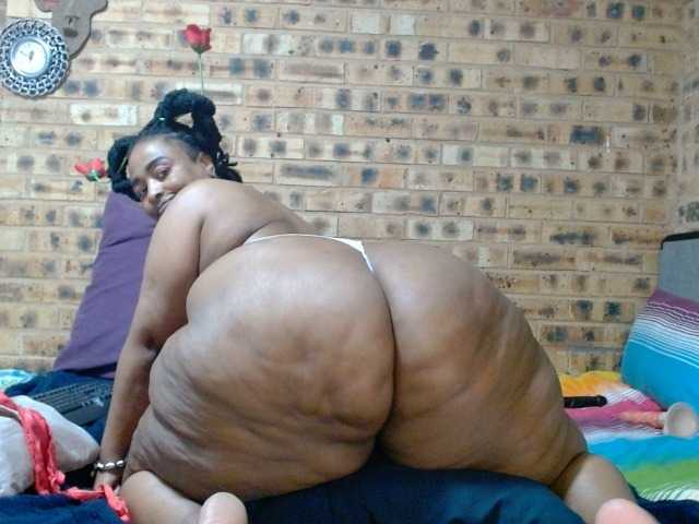 RubyBooty's BongaCams show and profile