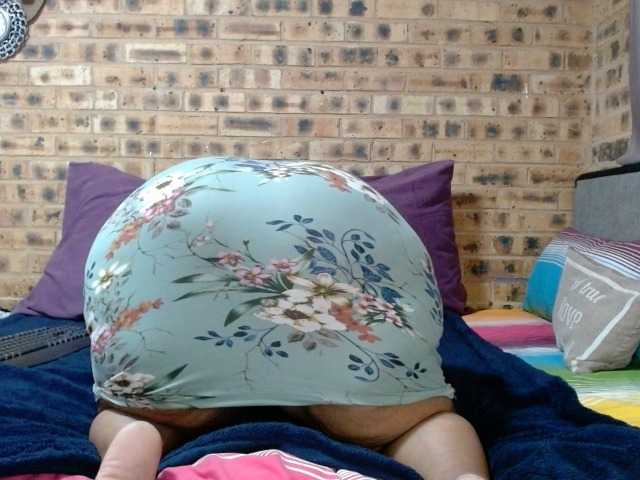 RubyBooty's BongaCams show and profile