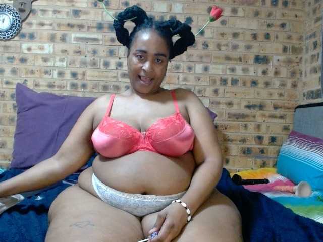 RubyBooty's BongaCams show and profile