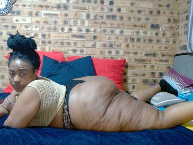 RubyBooty's BongaCams show and profile