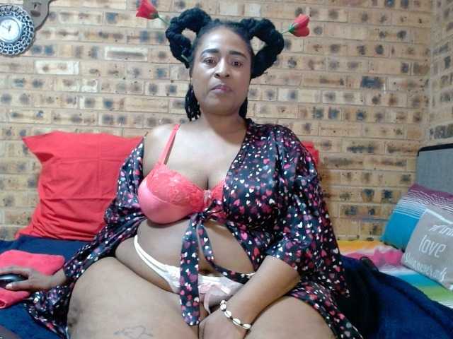 RubyBooty's BongaCams show and profile