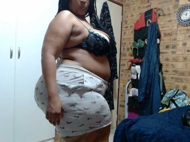 RubyBooty's BongaCams show and profile