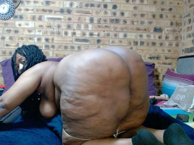 RubyBooty's BongaCams show and profile