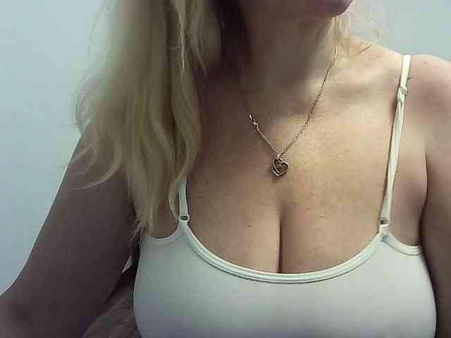 Multiply-orgazm webcam