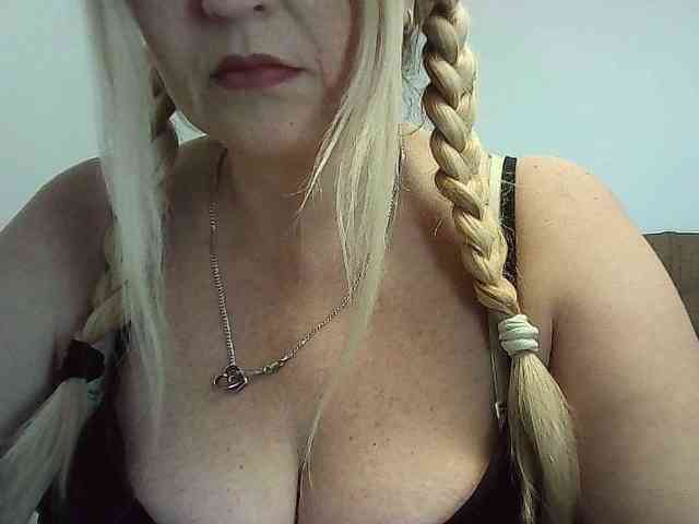 Multiply-orgazm webcam