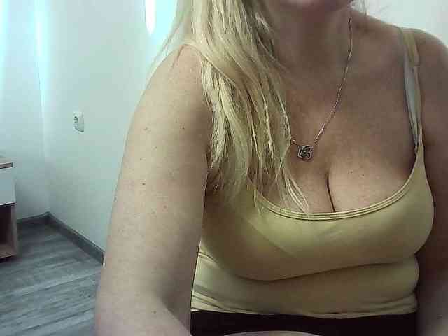 Multiply-orgazm webcam