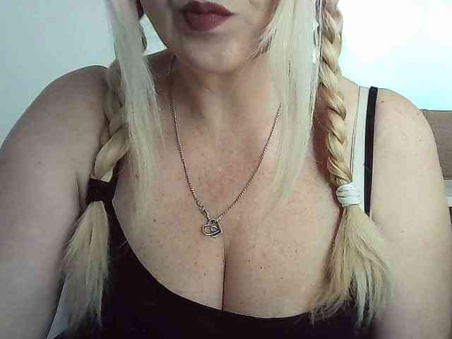 Multiply-orgazm webcam