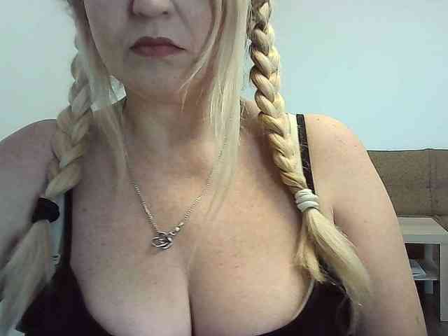 Multiply-orgazm webcam