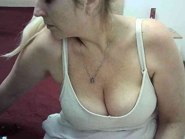 Multiply-orgazm webcam