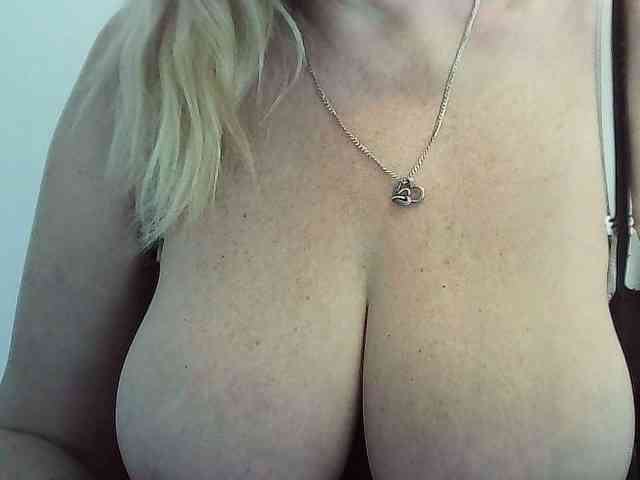 Multiply-orgazm webcam