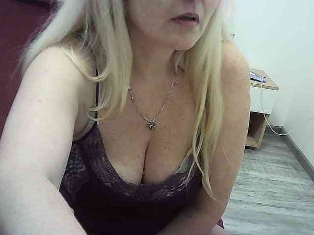 Multiply-orgazm webcam