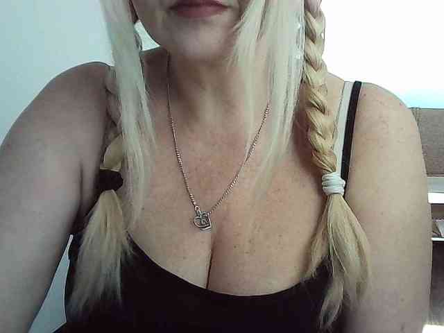 Multiply-orgazm webcam