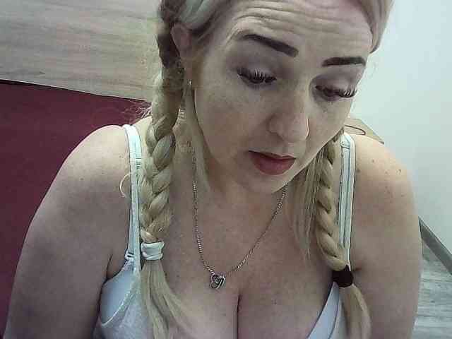 Multiply-orgazm webcam