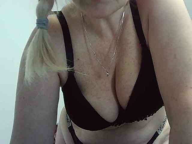 Multiply-orgazm webcam