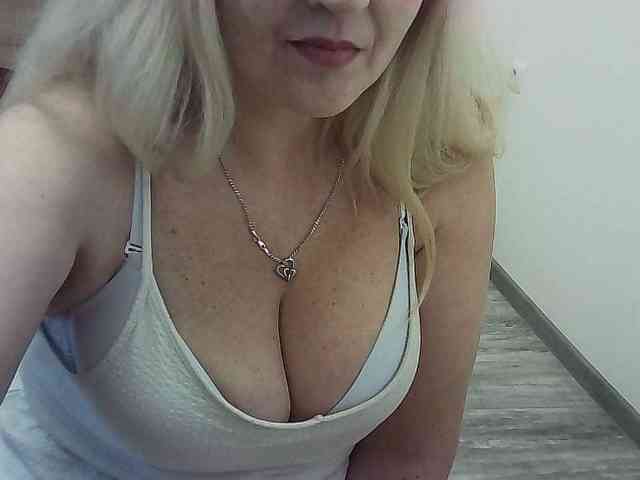 Multiply-orgazm webcam