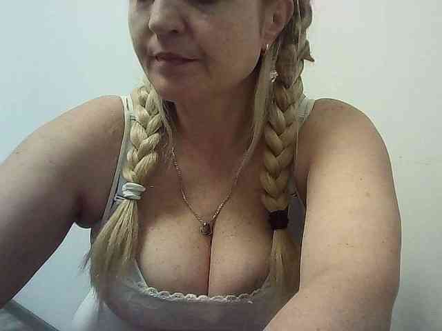 Multiply-orgazm webcam