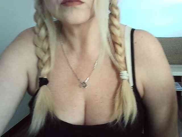 Multiply-orgazm webcam