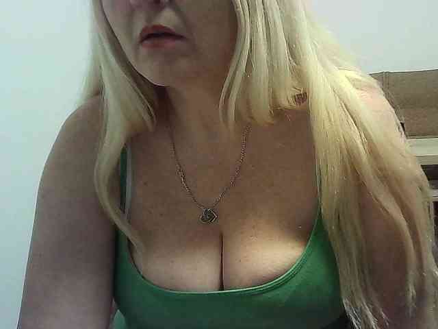 Multiply-orgazm webcam