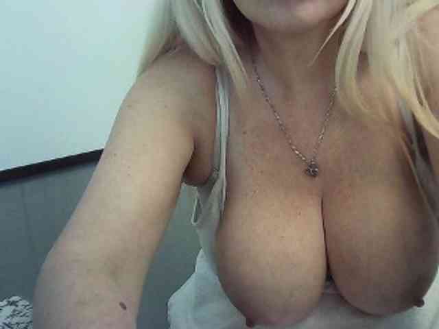 Multiply-orgazm webcam