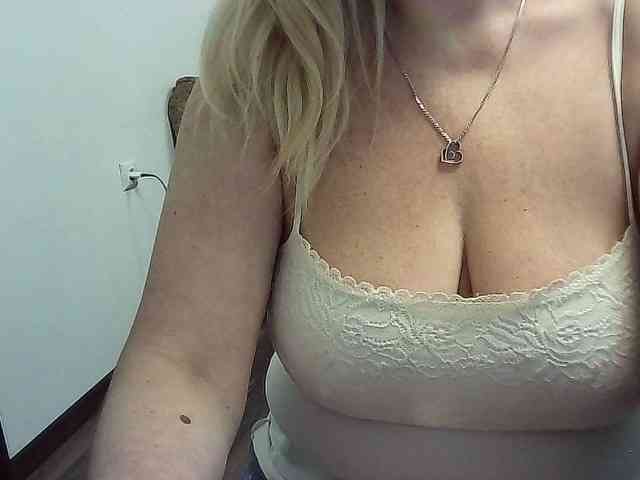 Multiply-orgazm webcam