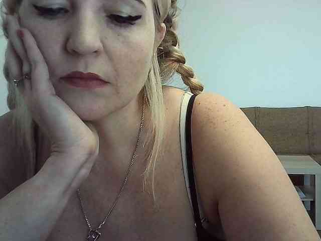 Multiply-orgazm webcam