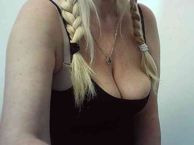 Multiply-orgazm webcam